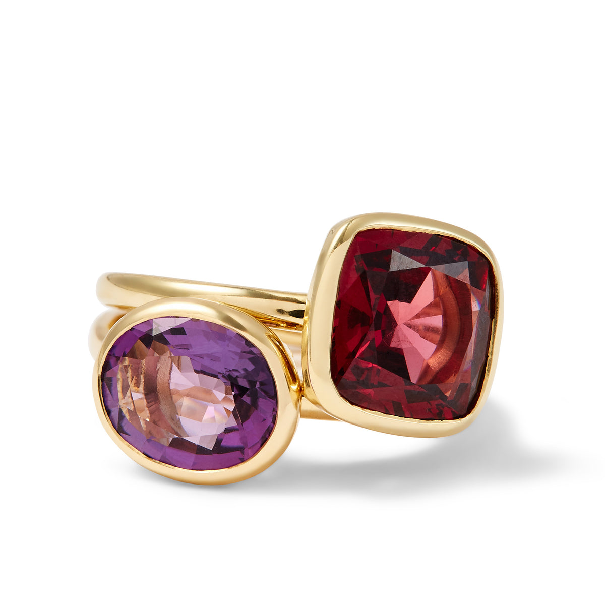 Style with: The Eva Oval Gold and The Isabella Cushion Gold | Lisa Eldridge