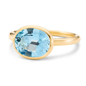 The Grace (Oval Cut Blue Topaz in Solid 18ct Gold)
